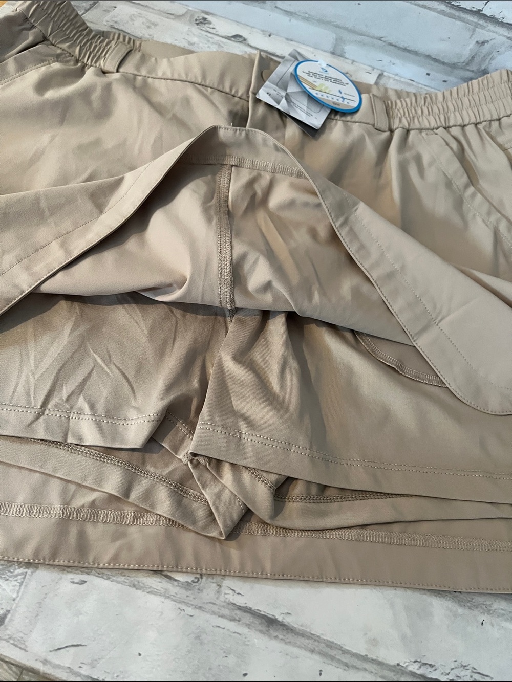 Baleaf Skort in Khaki with Elastic Waist XL UV block new - Picture 4 of 7